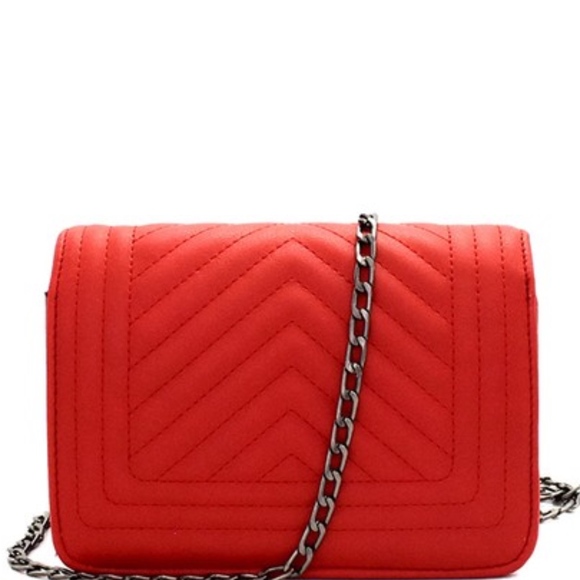 Black Chevron Quilted Turn-Lock Chain Shoulder Bag - Picture 3 of 4